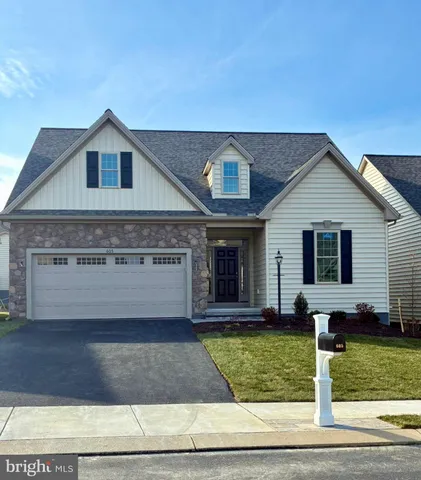 $699,900 | 605 Greenbriar Path, Cochranville, PA 19330