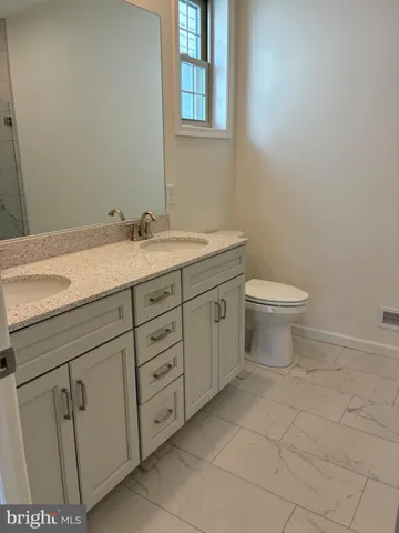 $699,900 | 605 Greenbriar Path, Cochranville, PA 19330