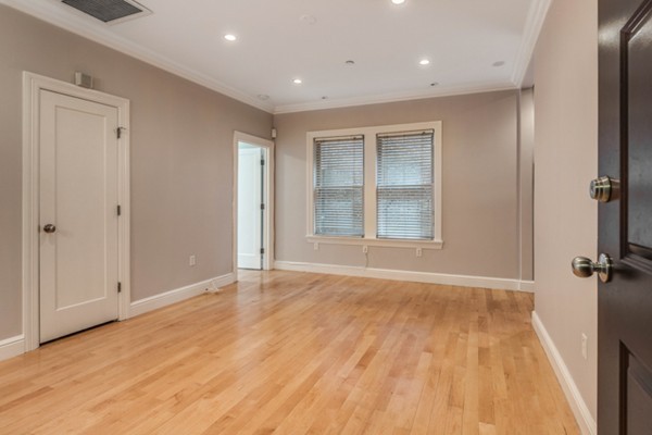 52 Cooper Street, Unit 3 Boston, MA 02113 - Photo 4 of 24 Gallery Image 4