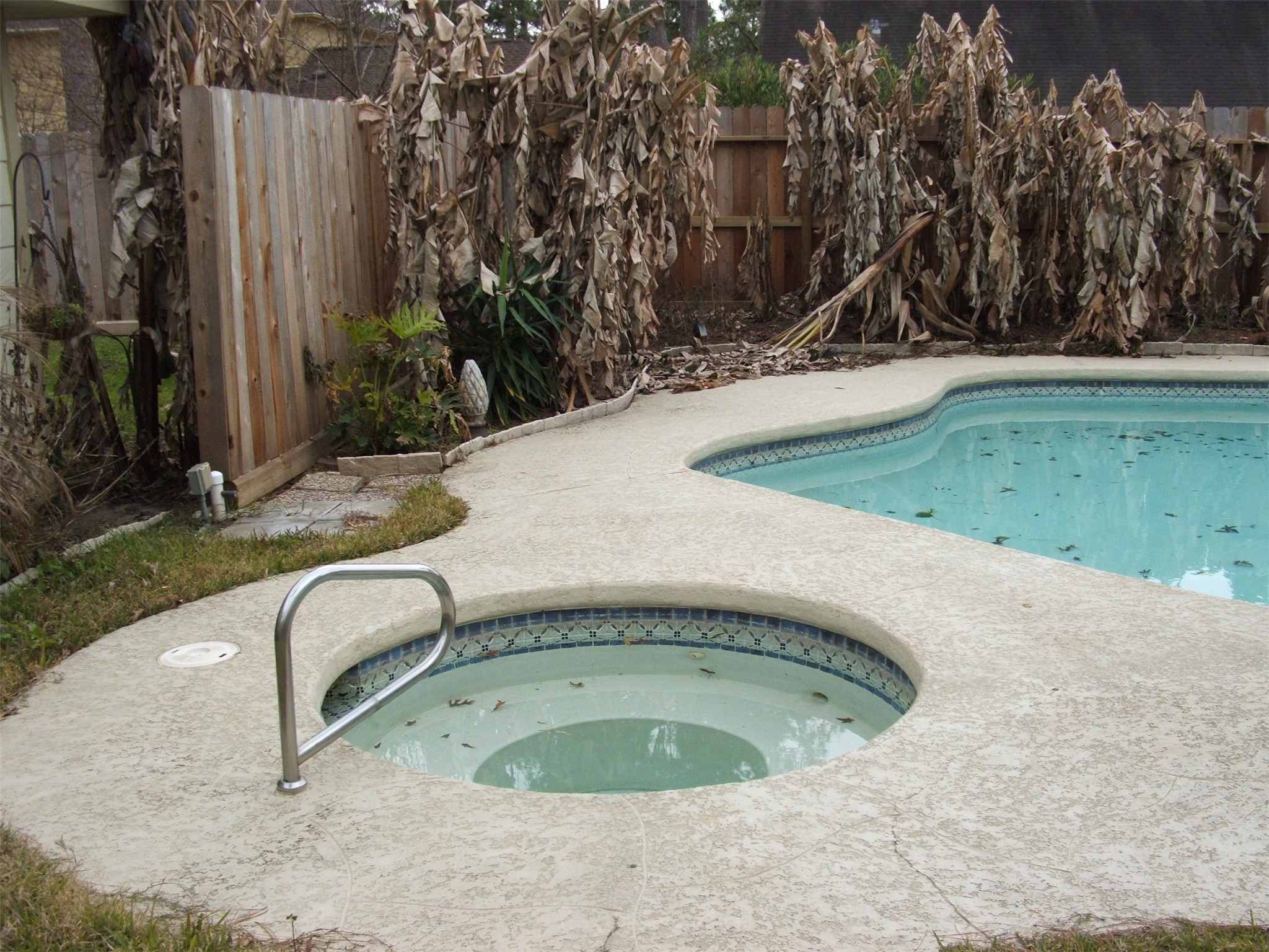 8231 Fernbrook Lane Houston, TX 77070 - Photo 10 of 12 a view of swimming pool with a yard