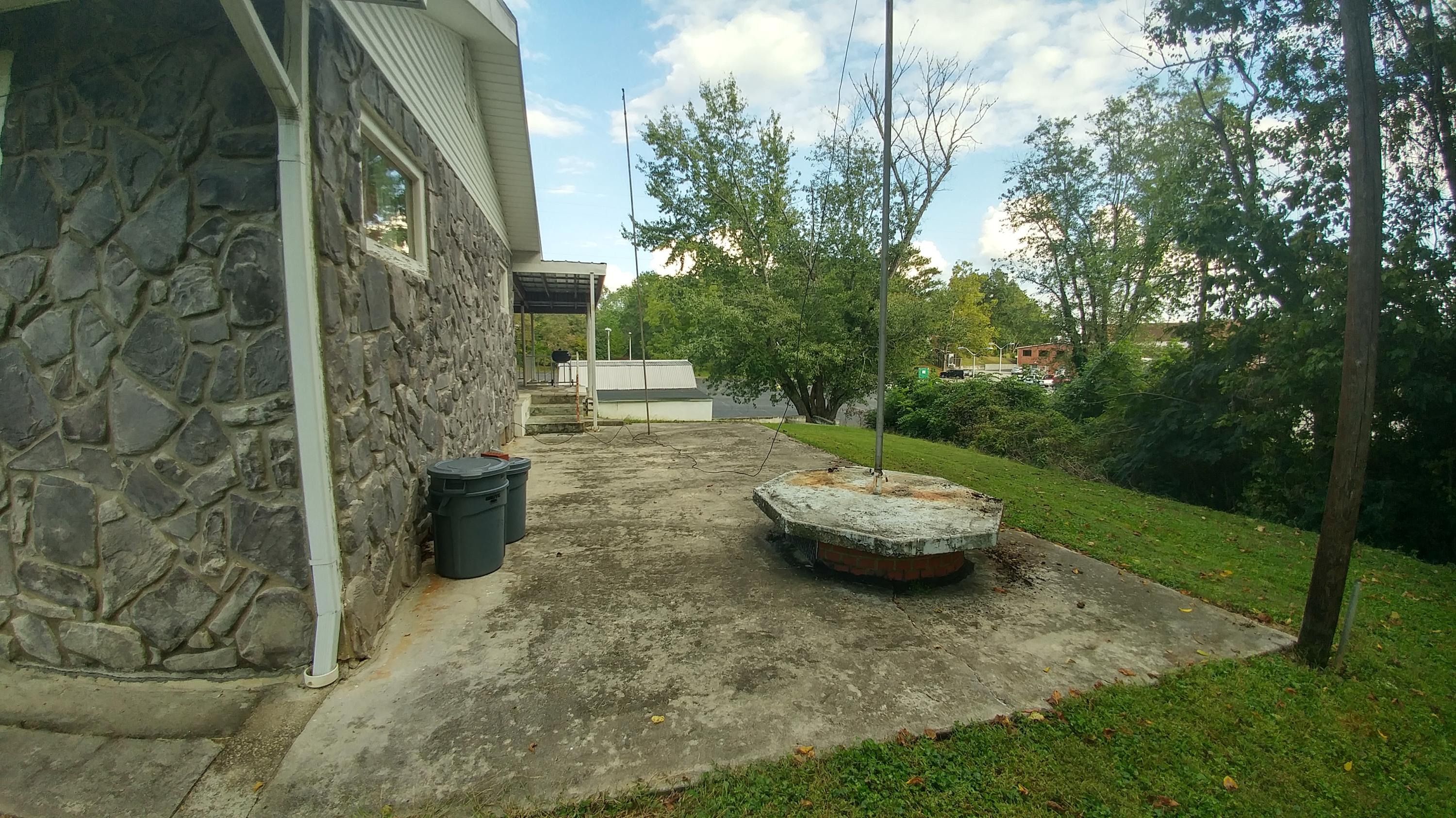 141 Hillside Road Oak Ridge, TN 37830 - Photo 3 of 29 1003181720_HDR