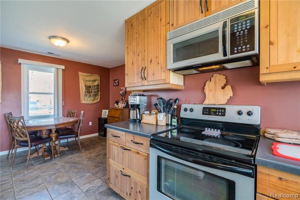 34950 24 Mile Road New Baltimore, MI 48047 - Photo 10 of 23