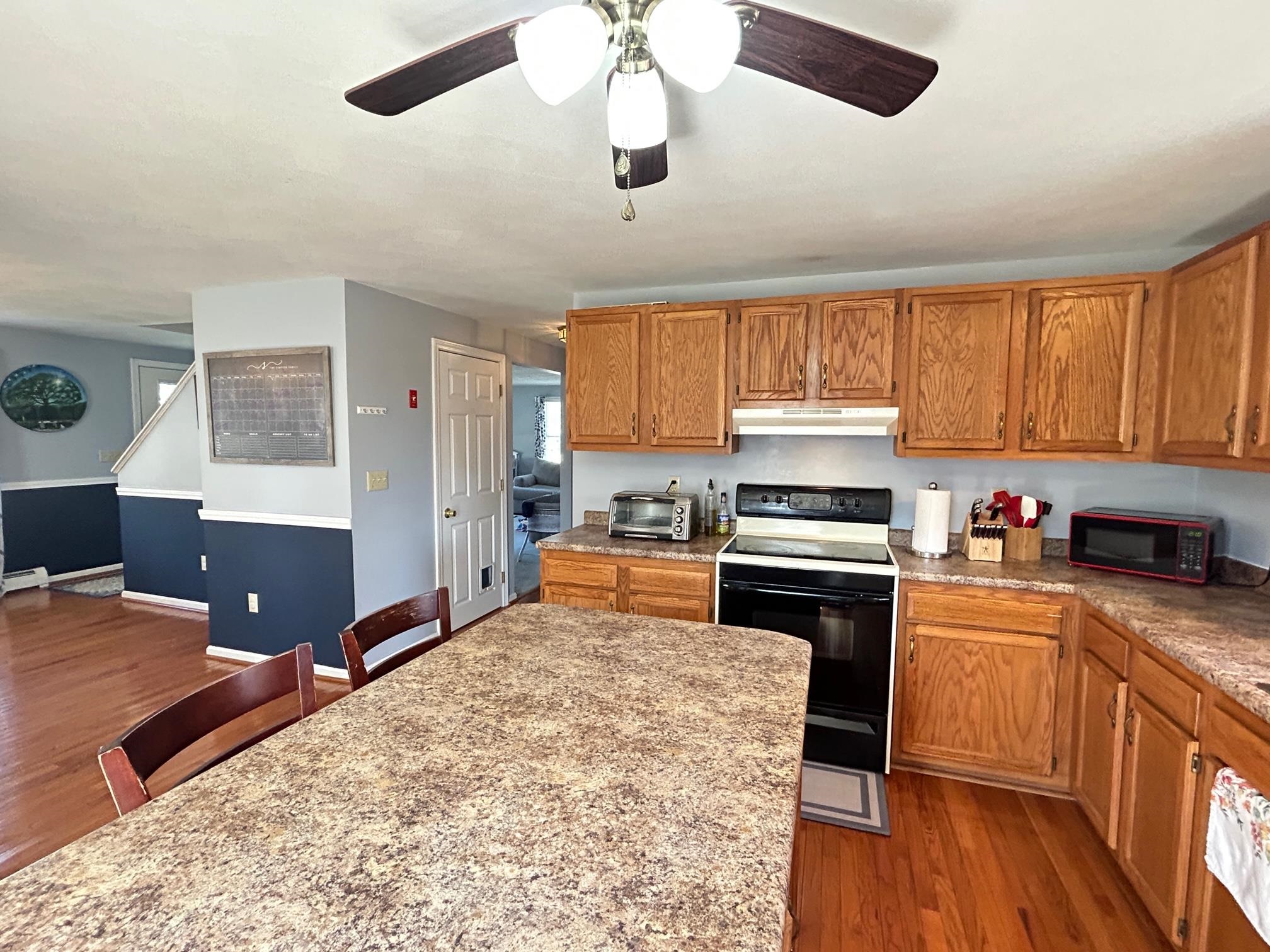 15 Capitol Circle Rochester, NH 03867 - Photo 10 of 49
