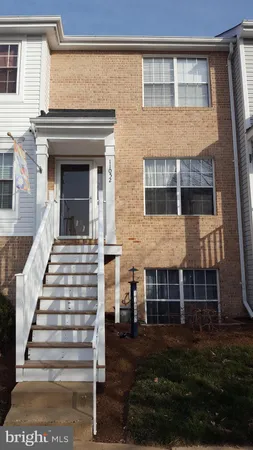 $2,400 | 11052 Sentry Ridge Road, Unit 144, Manassas, VA 20109