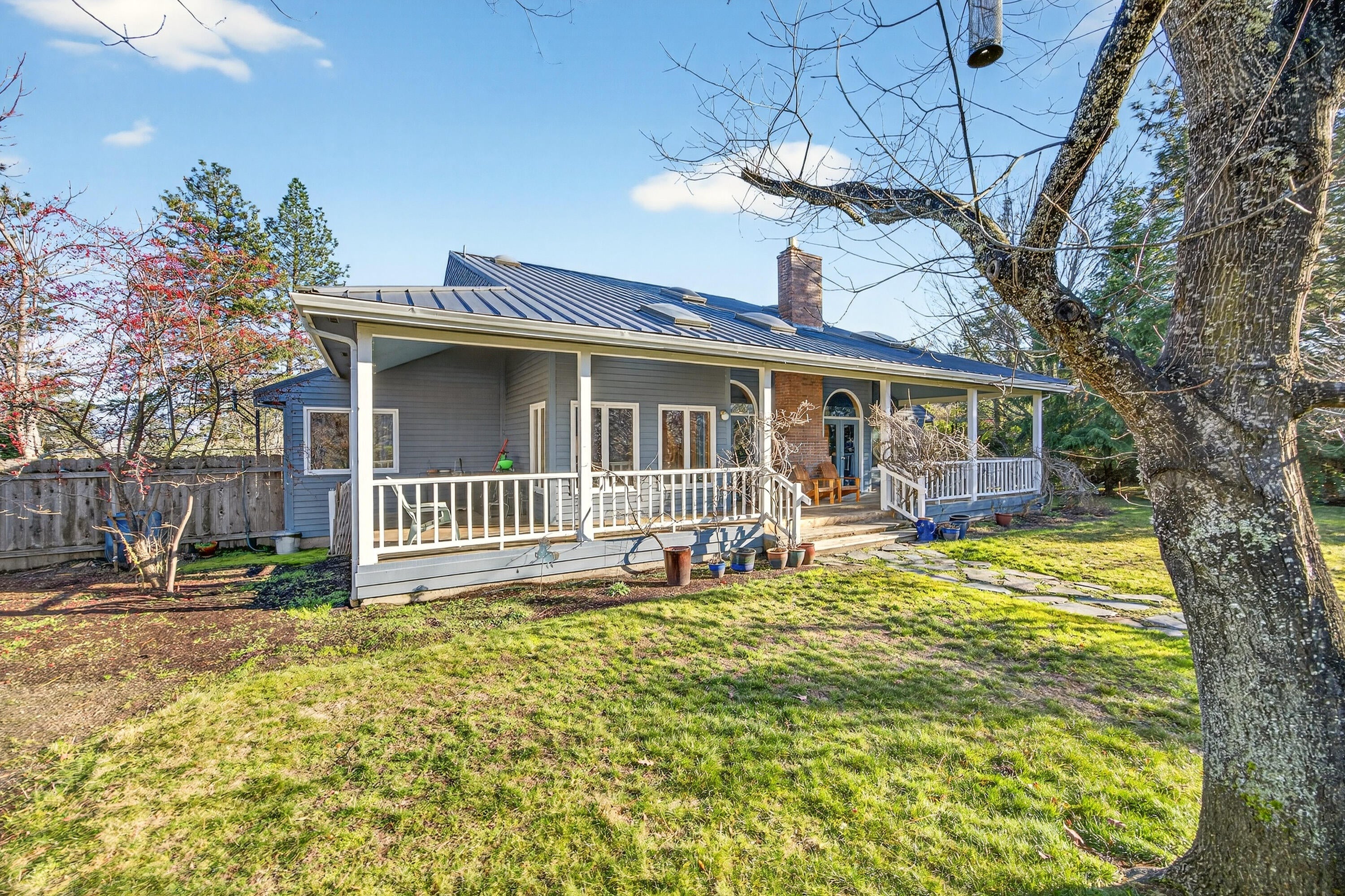 143 Ridge Road Ashland, OR 97520 - Photo 53 of 60 ApxRR00018