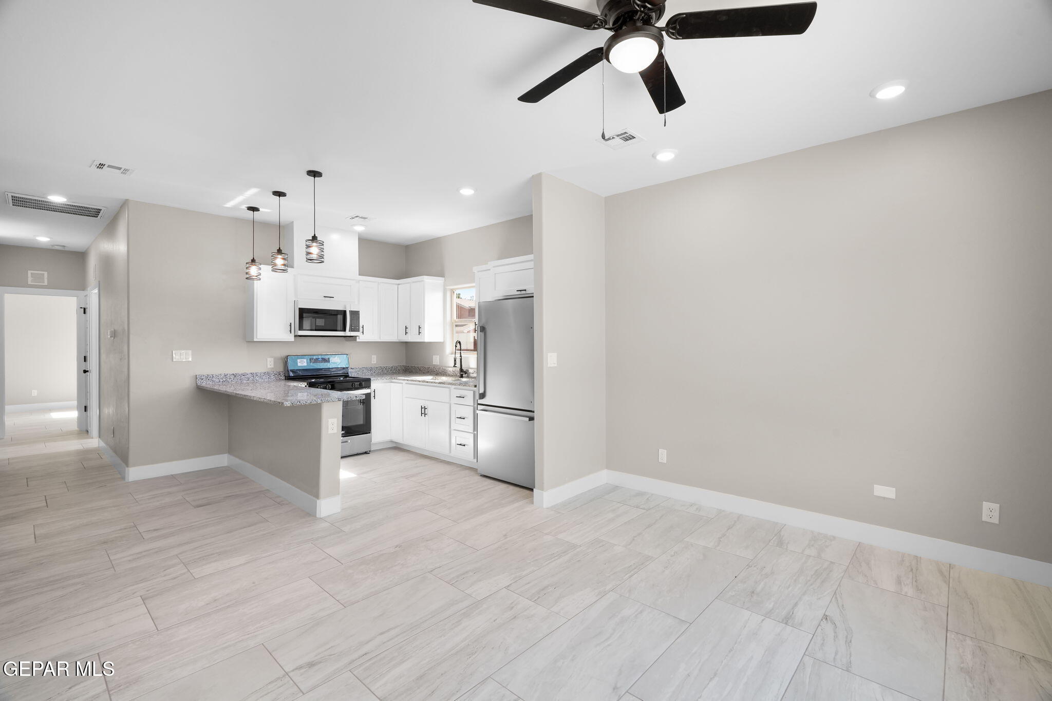 401 Borrego Road San Elizario, TX 79849 - Photo 12 of 28 401 Borrego Rd-12