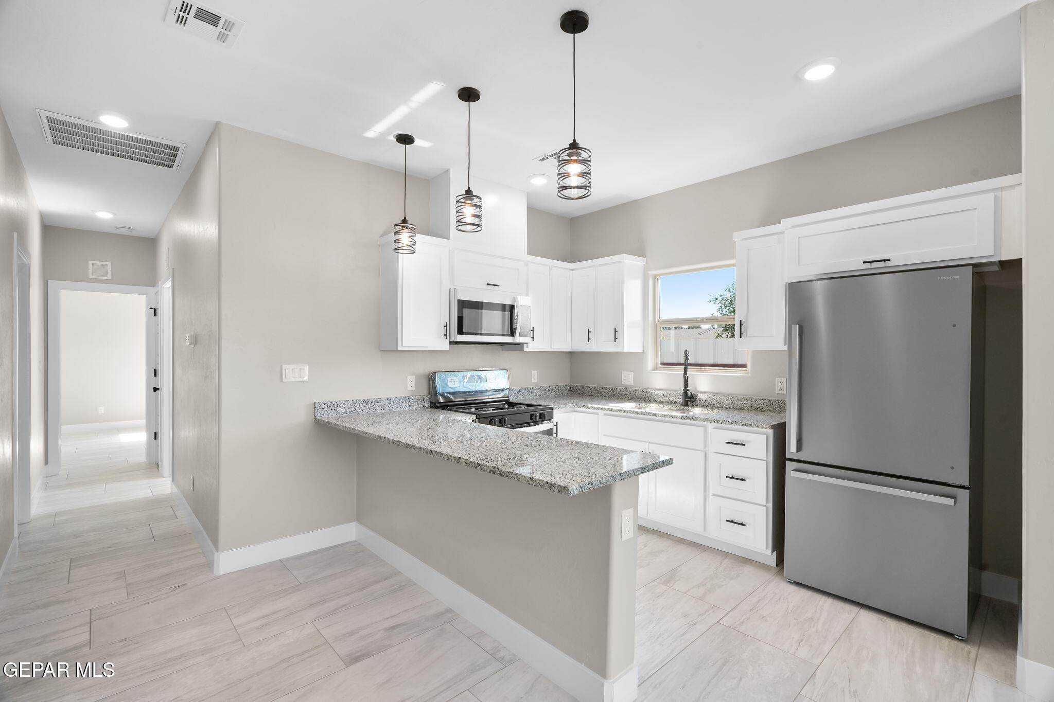 401 Borrego Road San Elizario, TX 79849 - Photo 14 of 28 401 Borrego Rd-16
