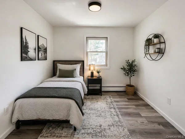 $950 | 1256 North Avenue, Unit 1, Beacon, NY 12508