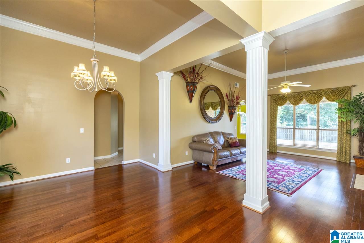 587 Barkley Circle Alabaster, AL 35007 - Photo 4 of 30