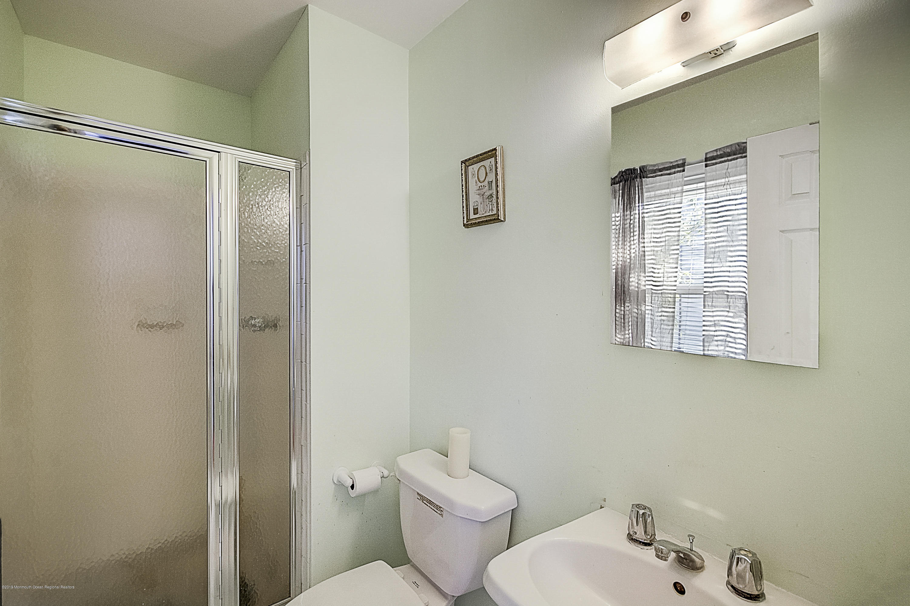 10 Beacon Drive Howell, NJ 07731 - Photo 22 of 35 Beacon Dr - For Print-32