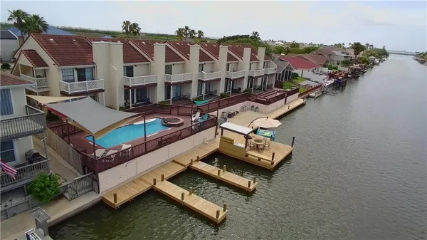 $1,750 | 14130 East Cabana Street, Unit 8B, Corpus Christi, TX 78418