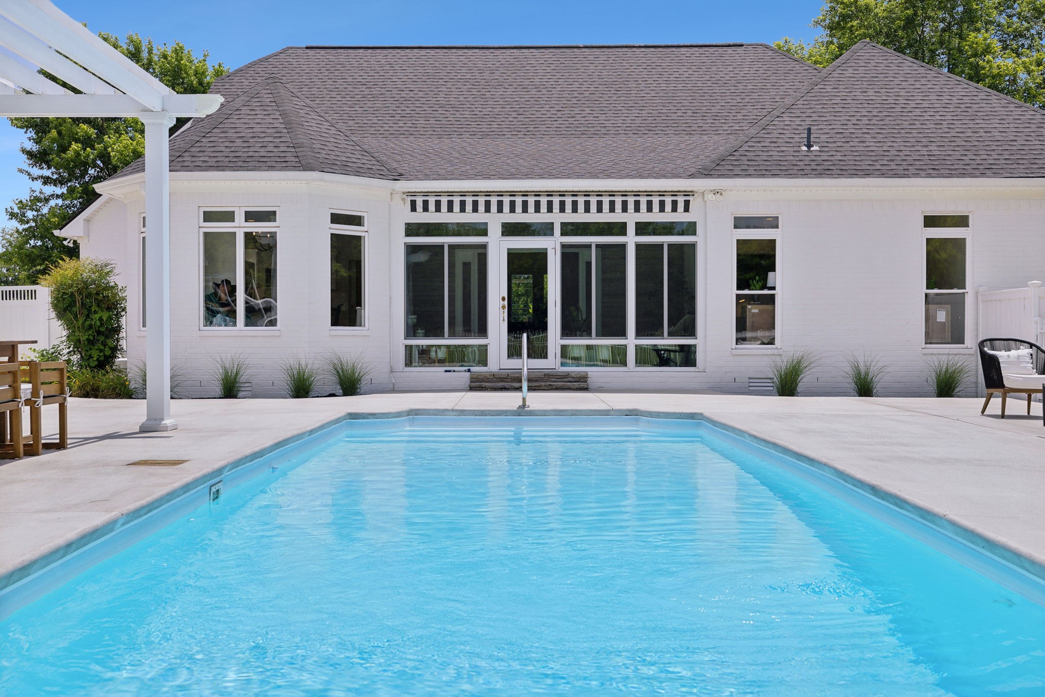 3084 Duplex Road Spring Hill, TN 37174 - Photo 3 of 53 a view of a house with a swimming pool