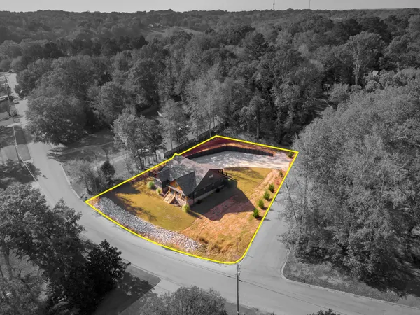 $450,000 | 200 Creekside Drive, Florence, AL 35630