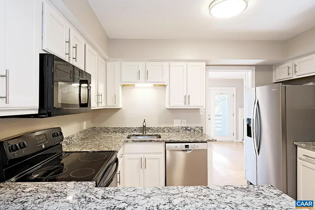 $2,200 | 1032 Cheshire Court, Charlottesville, VA 22901