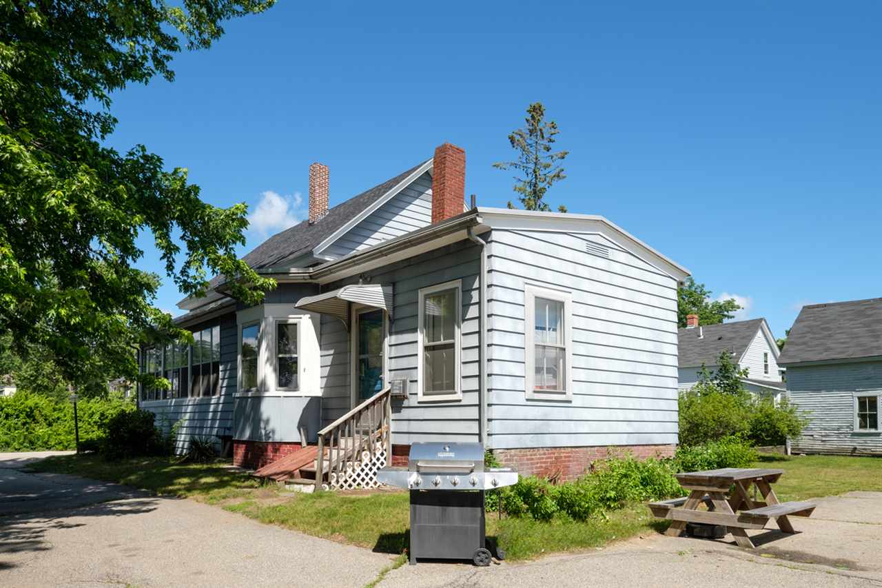 18 Osborne Street Rochester, NH 03867 - Photo 5 of 7