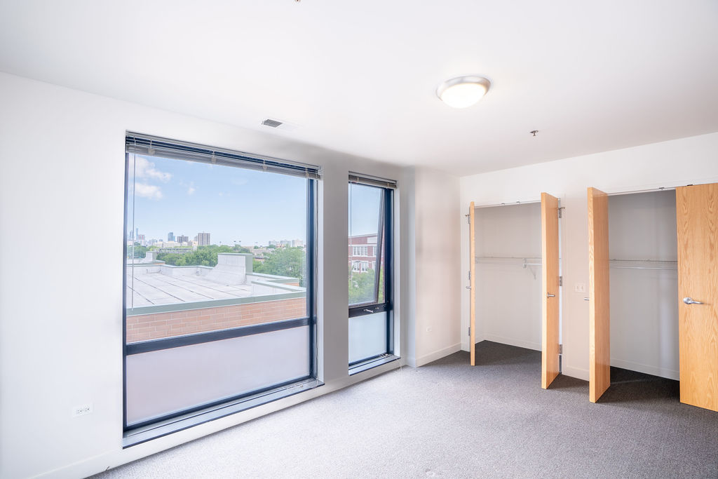 3622 South State Street, Unit 420 Chicago, IL 60609 - Photo 3 of 13