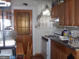 117 Oakley Road Upper Darby, PA 19082 - Photo 2 of 6