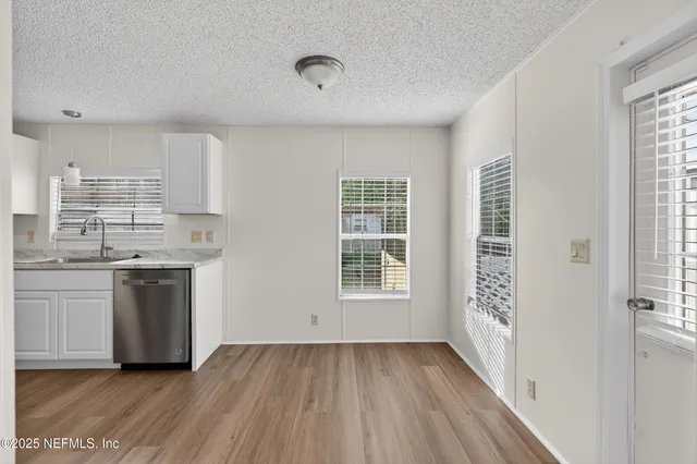 $299,900 | 2160 Glen Gardner Drive, Jacksonville, FL 32246