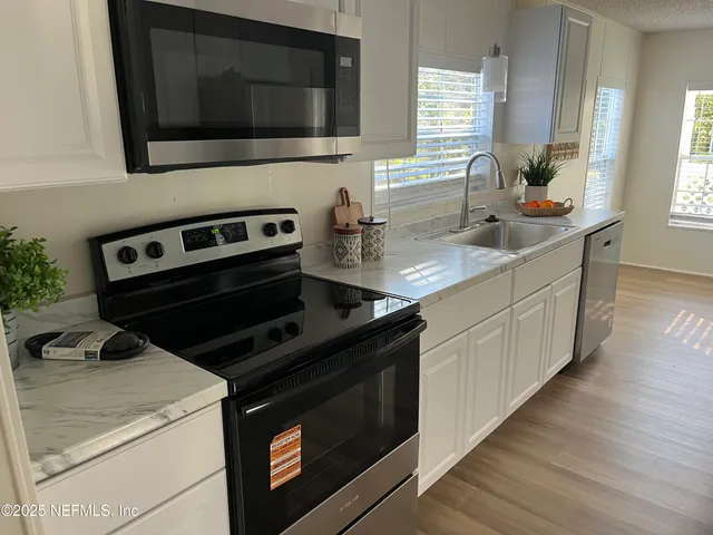 $299,900 | 2160 Glen Gardner Drive, Jacksonville, FL 32246