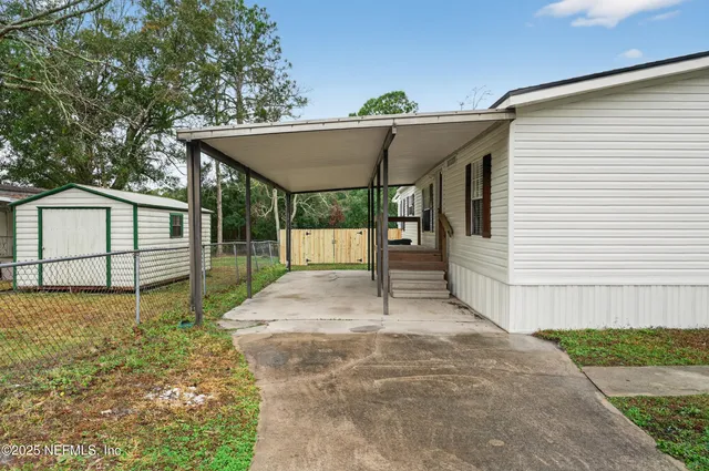 $299,900 | 2160 Glen Gardner Drive, Jacksonville, FL 32246