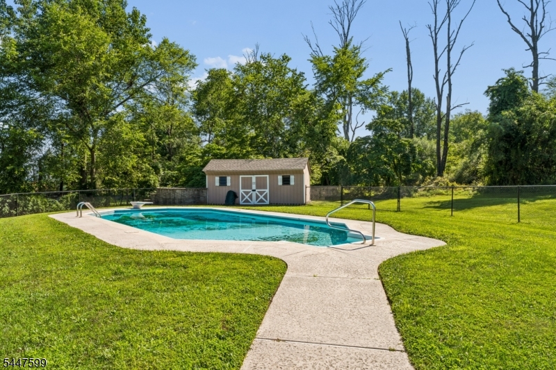 20 East Ridge Road Skillman, NJ 08558 - Photo 31 of 41
