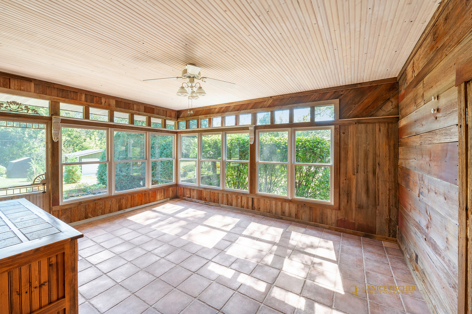 8N465 Shady Lane Elgin, IL 60124 - Photo 10 of 32