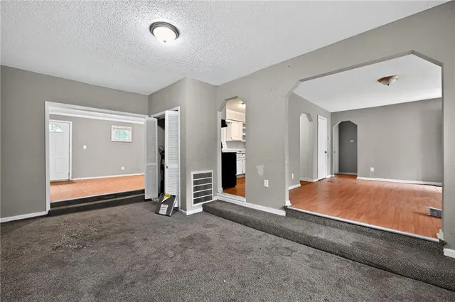 $164,900 | 4501 North Olive Street, Kansas City, MO 64116