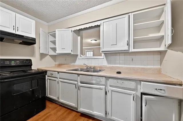 $164,900 | 4501 North Olive Street, Kansas City, MO 64116