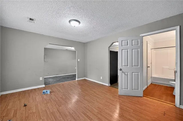 $164,900 | 4501 North Olive Street, Kansas City, MO 64116