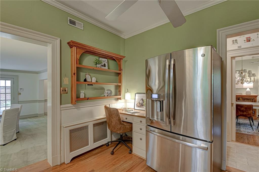 1408 Reynolda Road Winston-Salem, NC 27104 - Photo 19 of 39
