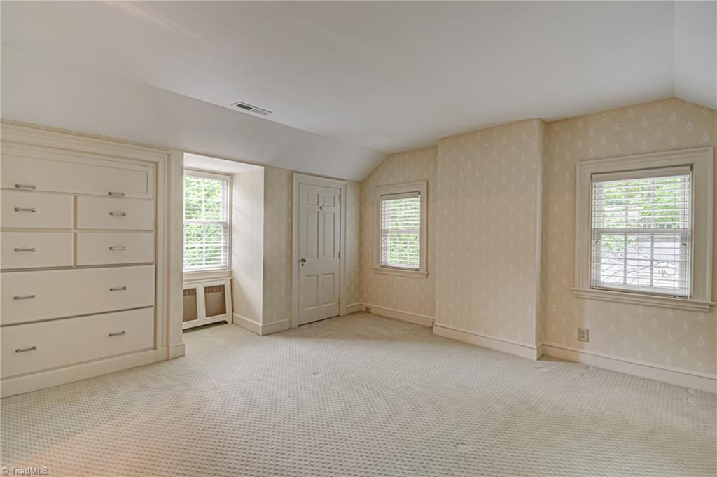 1408 Reynolda Road Winston-Salem, NC 27104 - Photo 28 of 39