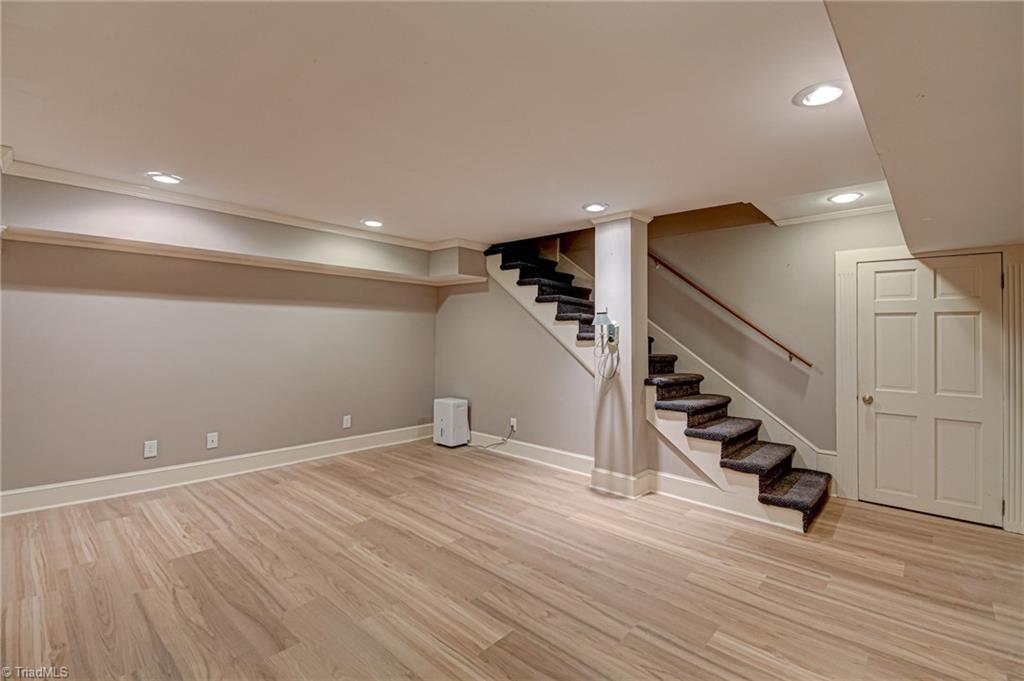 1408 Reynolda Road Winston-Salem, NC 27104 - Photo 34 of 39