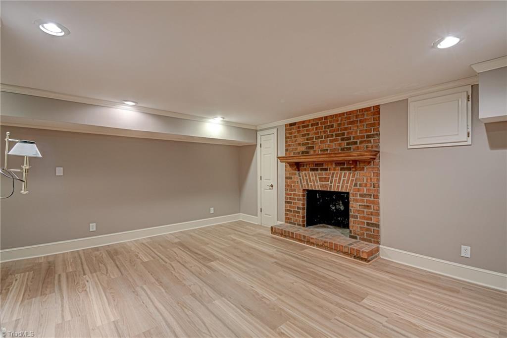 1408 Reynolda Road Winston-Salem, NC 27104 - Photo 35 of 39