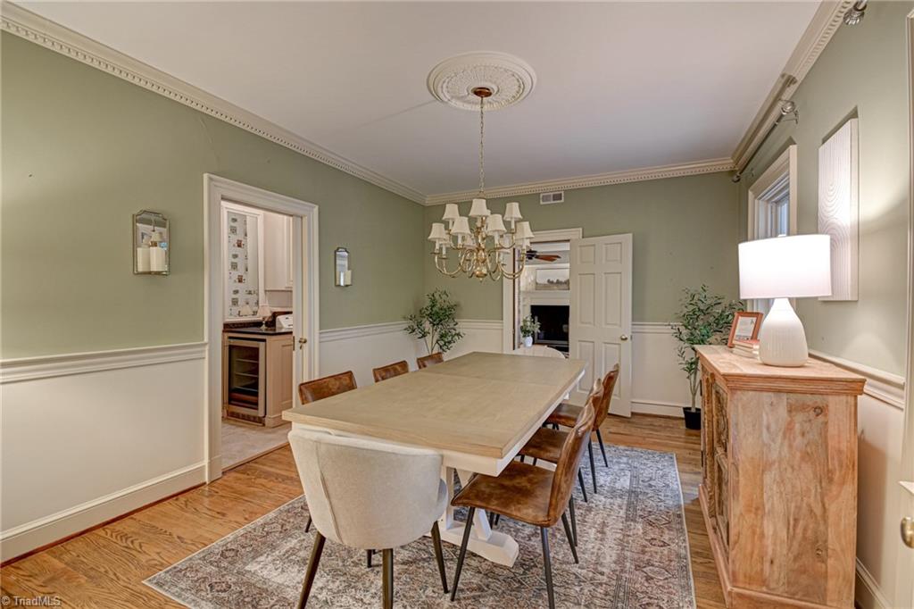 1408 Reynolda Road Winston-Salem, NC 27104 - Photo 7 of 39