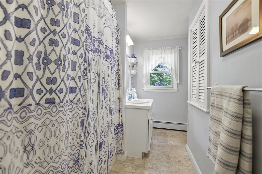 419 Acton Road Chelmsford, MA 01824 - Photo 22 of 37 Gallery Image 22