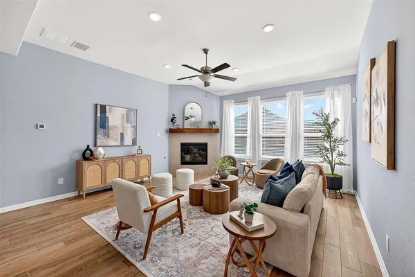 $3,300 | 1356 Francesca Drive, Little Elm, TX 75068