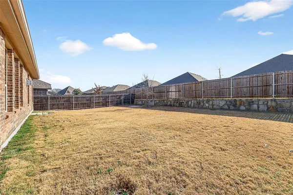 $3,300 | 1356 Francesca Drive, Little Elm, TX 75068