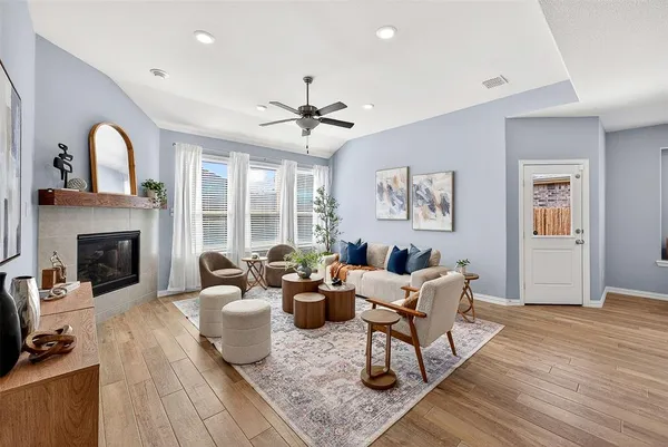 $3,300 | 1356 Francesca Drive, Little Elm, TX 75068