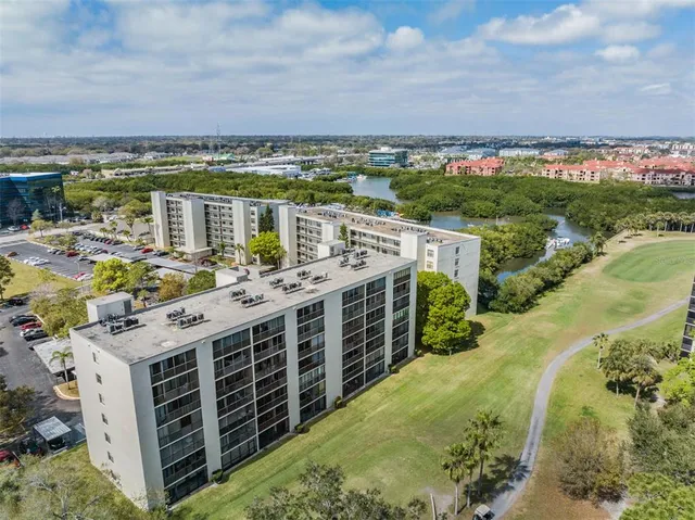 $139,900 | 900 Cove Cay Drive, Unit 1D, Clearwater, FL 33760