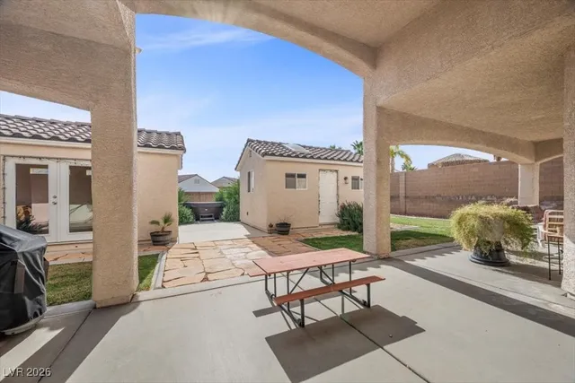 $699,000 | 8127 Sweet Dreams Court, Las Vegas, NV 89131