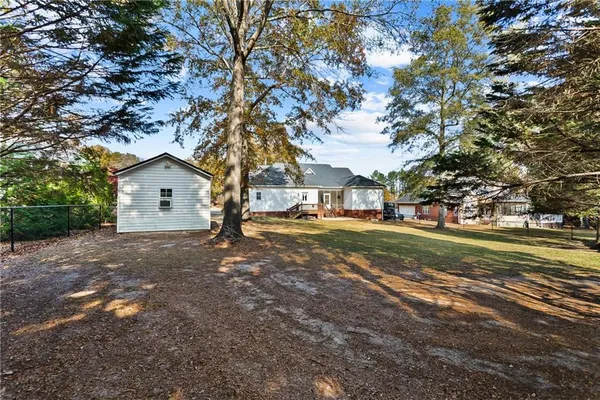 $355,000 | 132 Hidden Creek Circle, Lizella, GA 31052