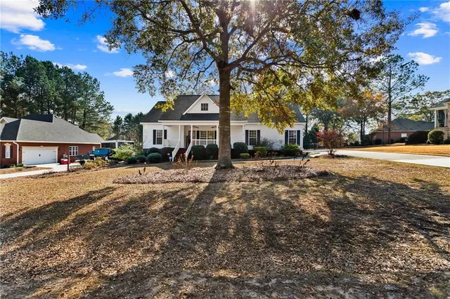 $369,900 | 132 Hidden Creek Circle, Lizella, GA 31052