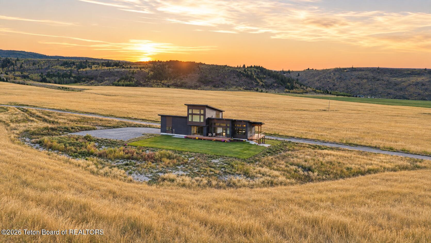8460 Fawn Ridge Lane Tetonia, ID 83452 - Photo 5 of 56 Fall Sunset