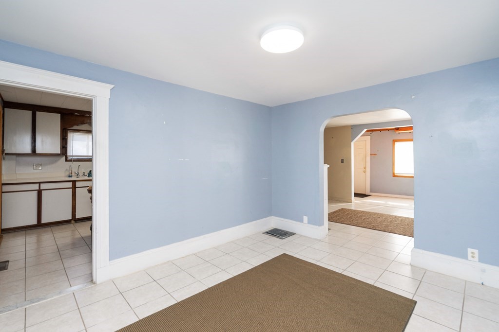 53 Bay Road Revere, MA 02151 - Photo 8 of 27