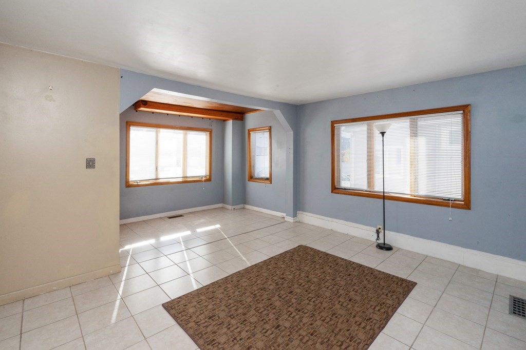 53 Bay Road Revere, MA 02151 - Photo 9 of 27