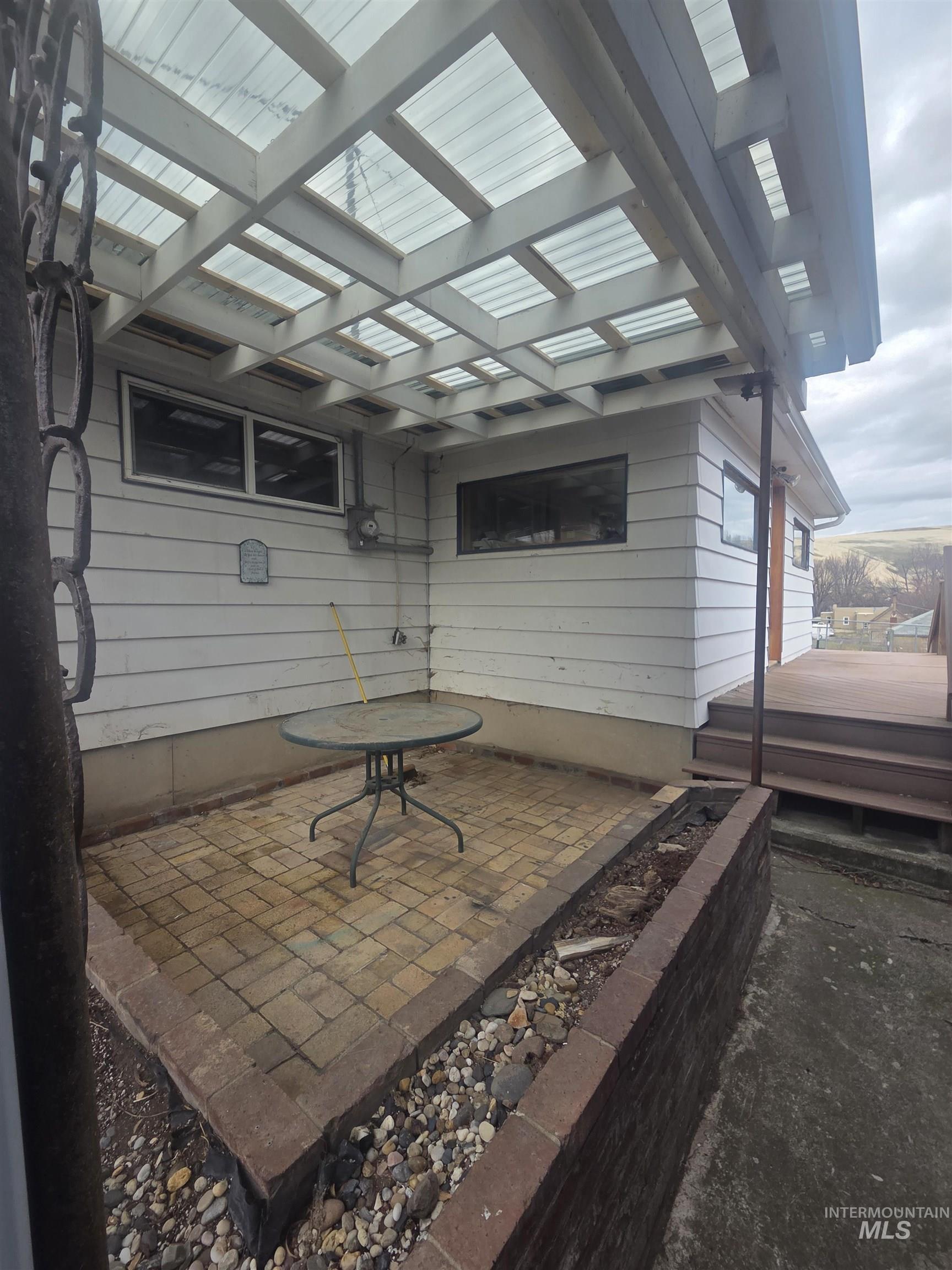 465 South 15th Street Pomeroy, WA 99347 - Photo 7 of 24 View of patio / terrace with a deck