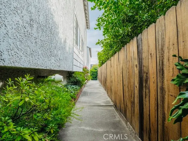 $675,000 | 340 East Washington Boulevard, Unit 1, Pasadena, CA 91104