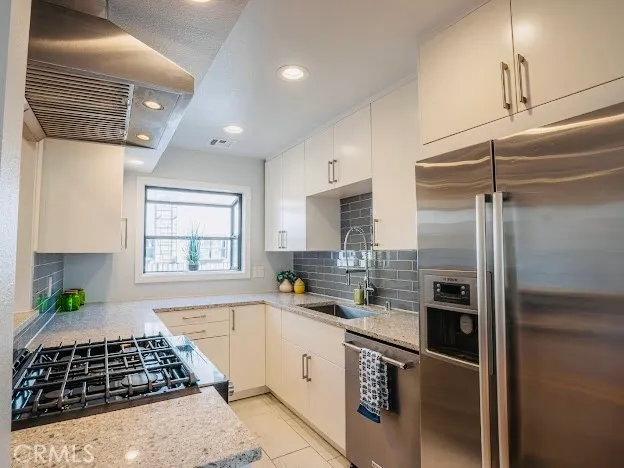 $675,000 | 340 East Washington Boulevard, Unit 1, Pasadena, CA 91104