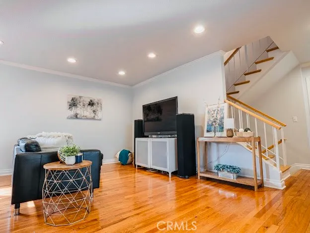 $675,000 | 340 East Washington Boulevard, Unit 1, Pasadena, CA 91104