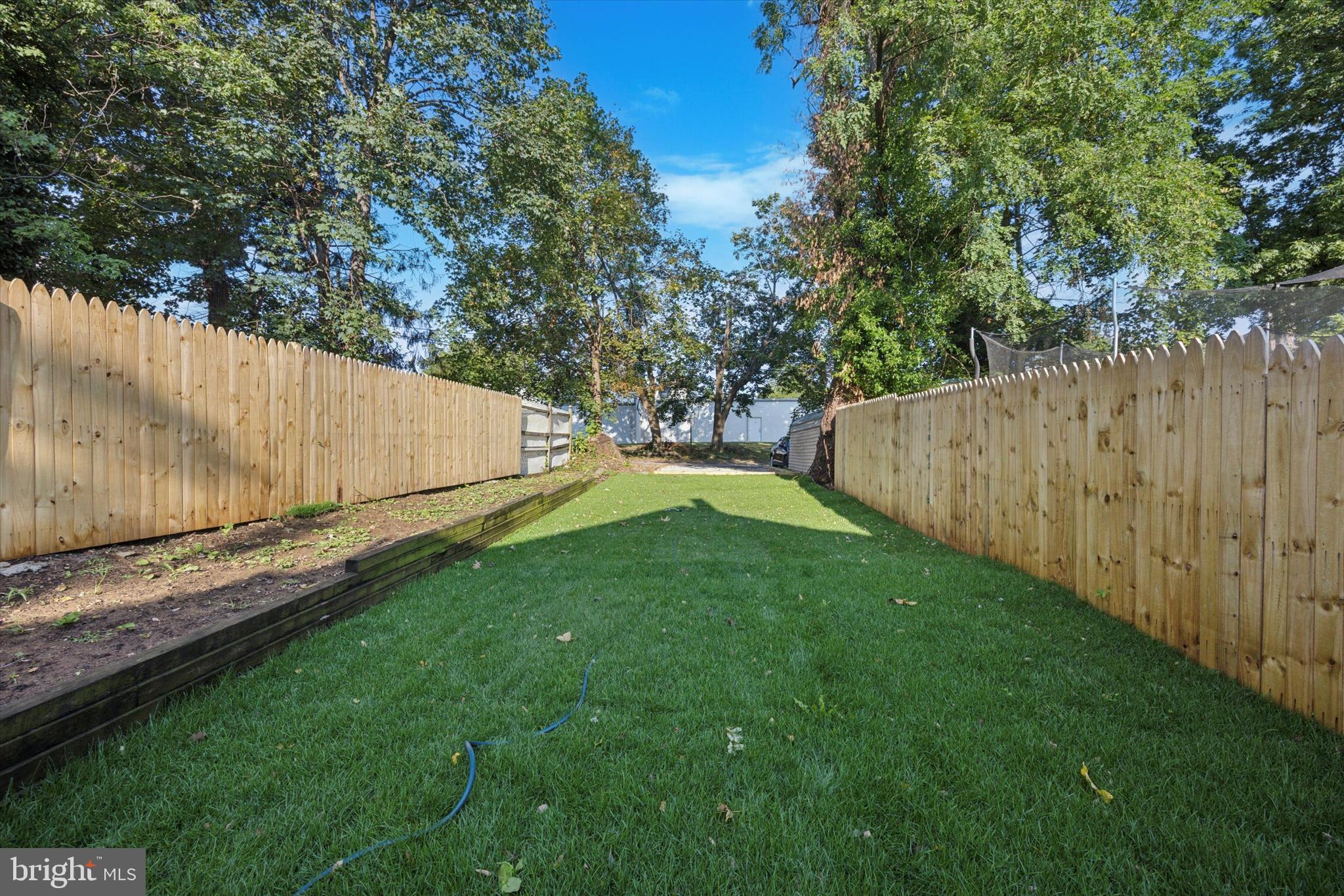 526 Vernon Street Media, PA 19063 - Photo 15 of 27 rear yard!